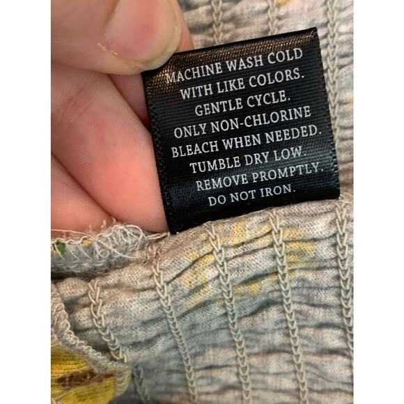 Gold Crush gray floral mock crop cami size large - Picture 4 of 8